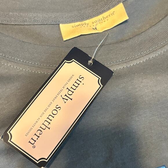 Simply Southern Grandma Long Sleeve Tee Blue Bow Graphic Shirt Women’s M NWT - Picture 4 of 6